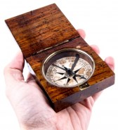 compass-14628946837gh.jpg